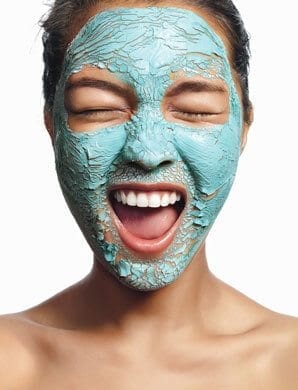 4 Signs Your Skin Is In Distress