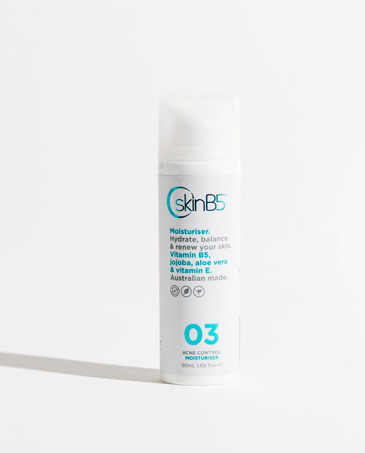 Blemish-prone skin moisturizer with Vitamin B5, jojoba, and aloe vera