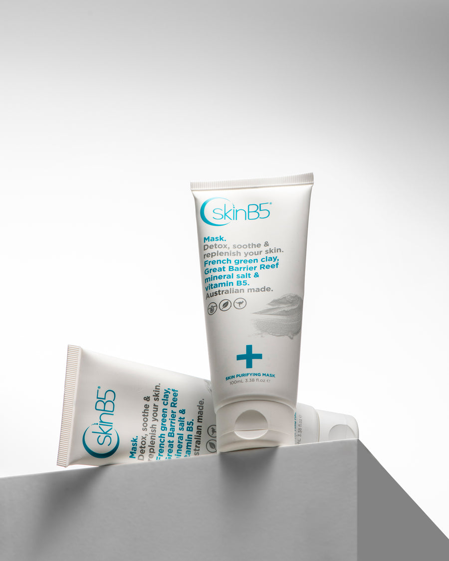 Clay mask with sea minerals, vitamin B5, and natural extracts for pore cleansing